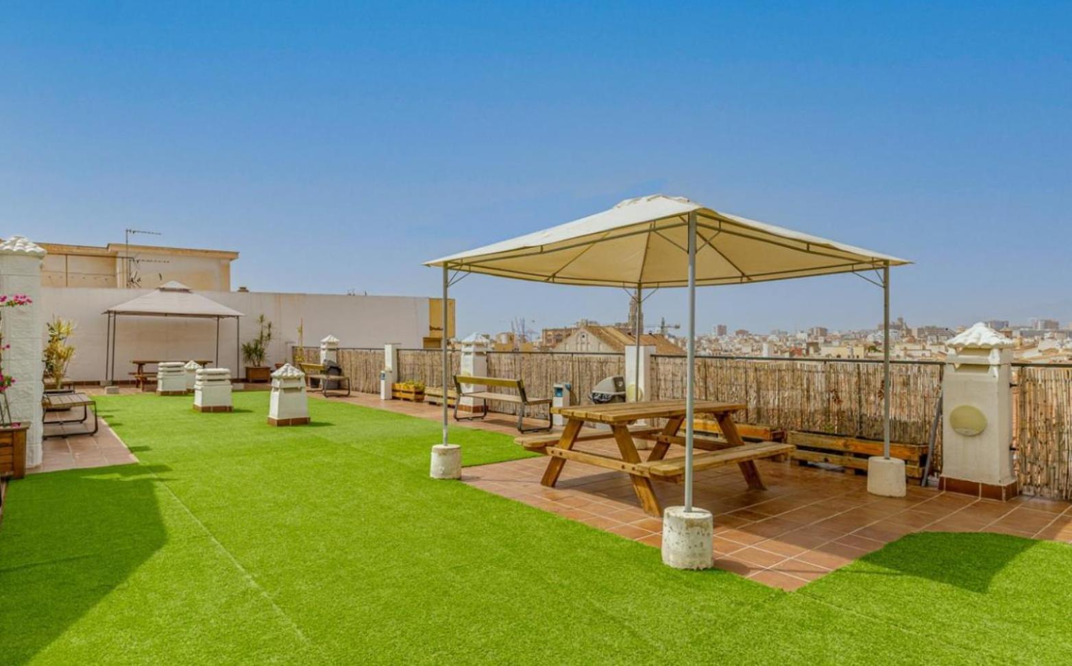 Apartamento Centrico La Merced - Free Parking & Free Gym Malaga Ngoại thất bức ảnh