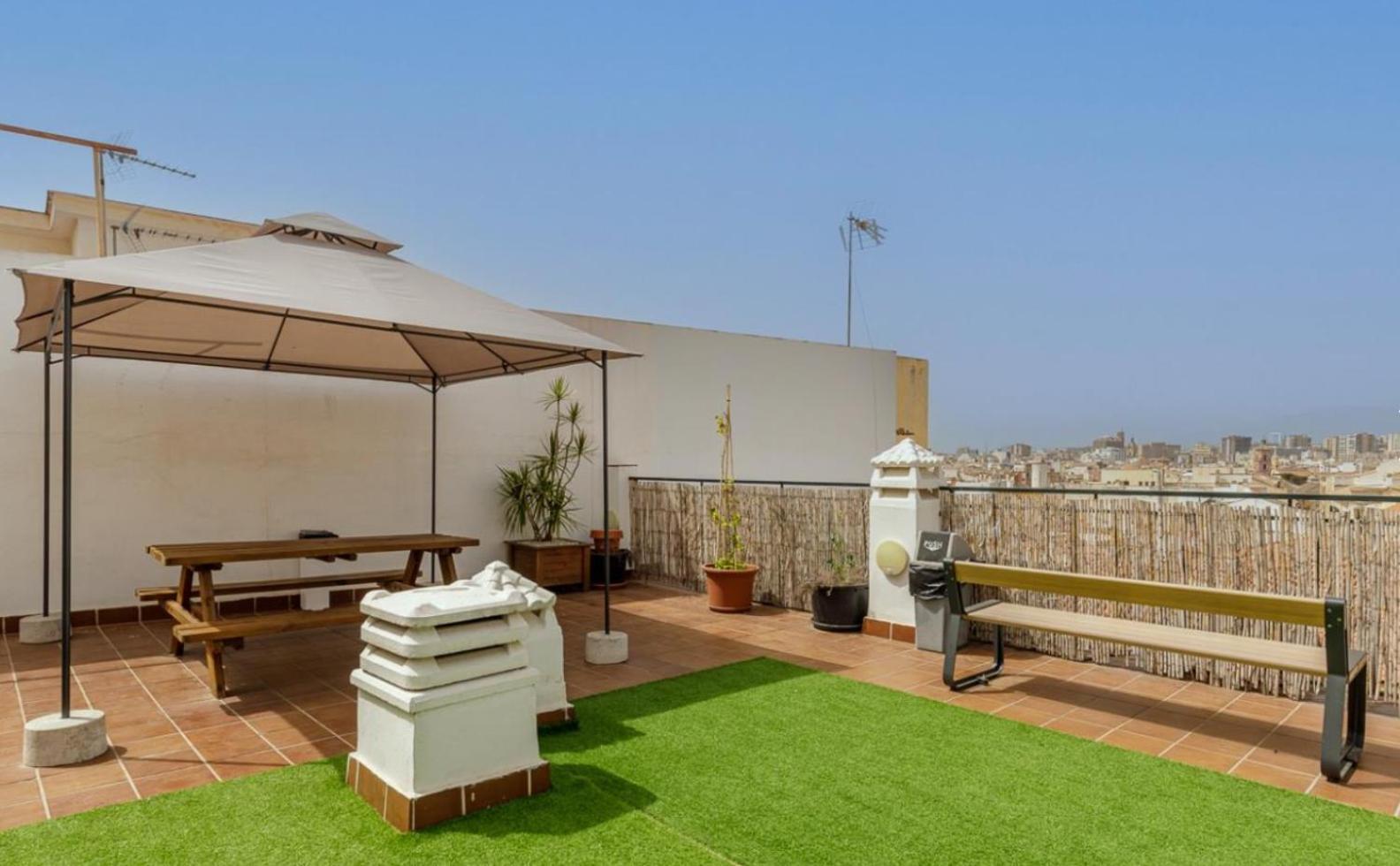 Apartamento Centrico La Merced - Free Parking & Free Gym Malaga Ngoại thất bức ảnh