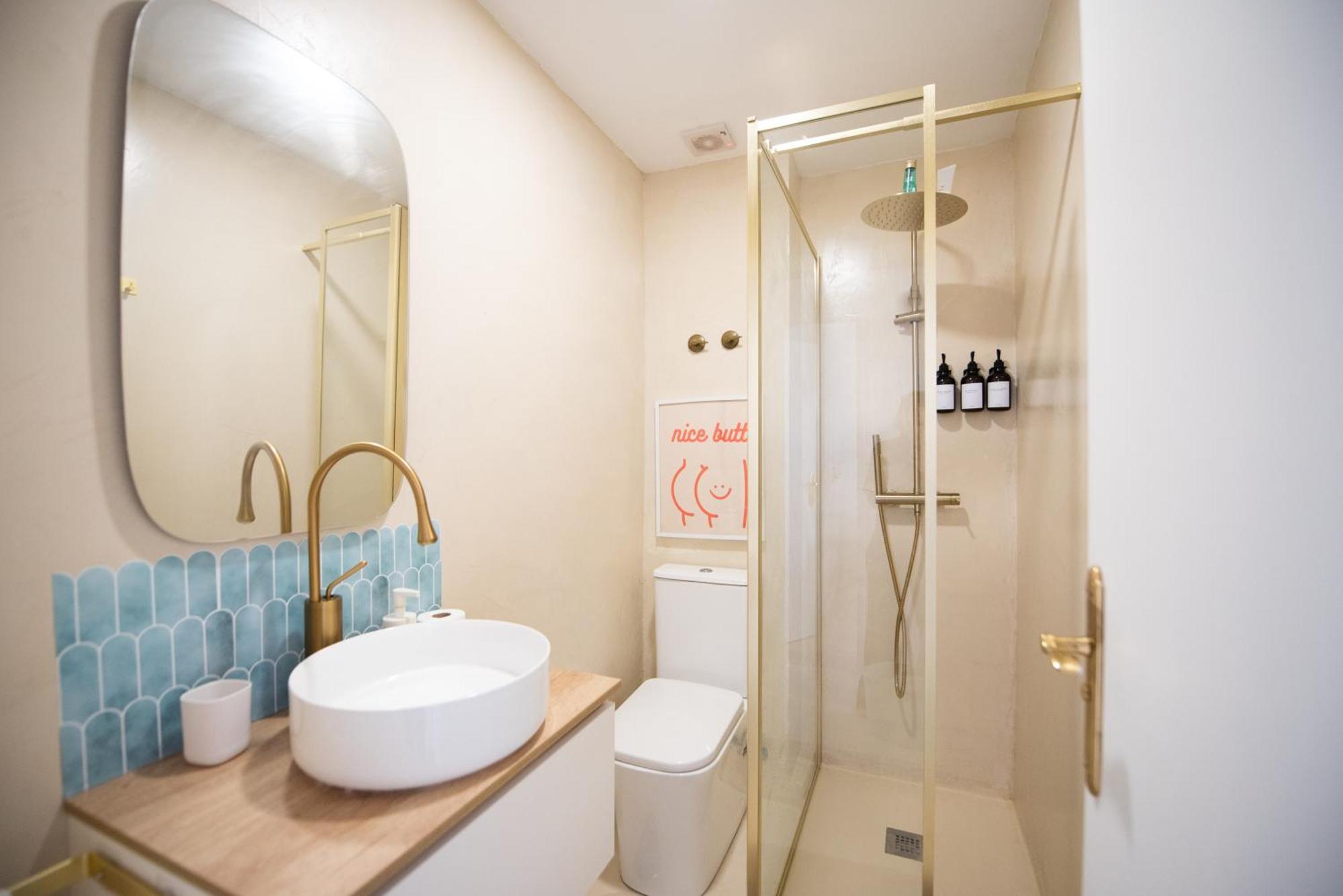 Apartamento Centrico La Merced - Free Parking & Free Gym Malaga Ngoại thất bức ảnh