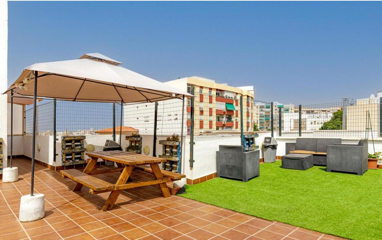 Apartamento Centrico La Merced - Free Parking & Free Gym Malaga Ngoại thất bức ảnh