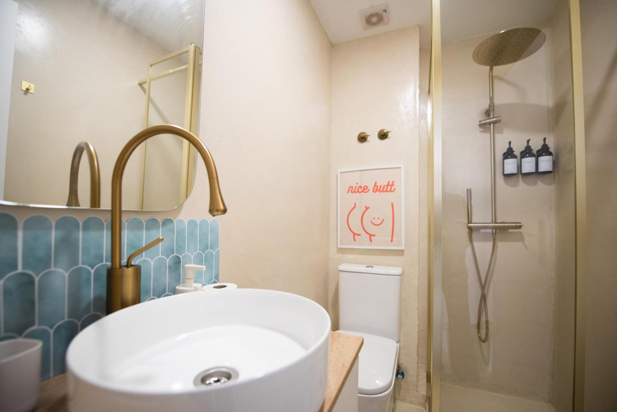 Apartamento Centrico La Merced - Free Parking & Free Gym Malaga Ngoại thất bức ảnh