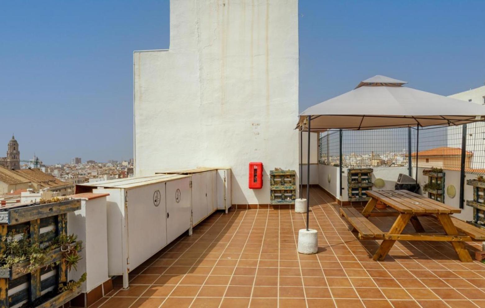 Apartamento Centrico La Merced - Free Parking & Free Gym Malaga Ngoại thất bức ảnh